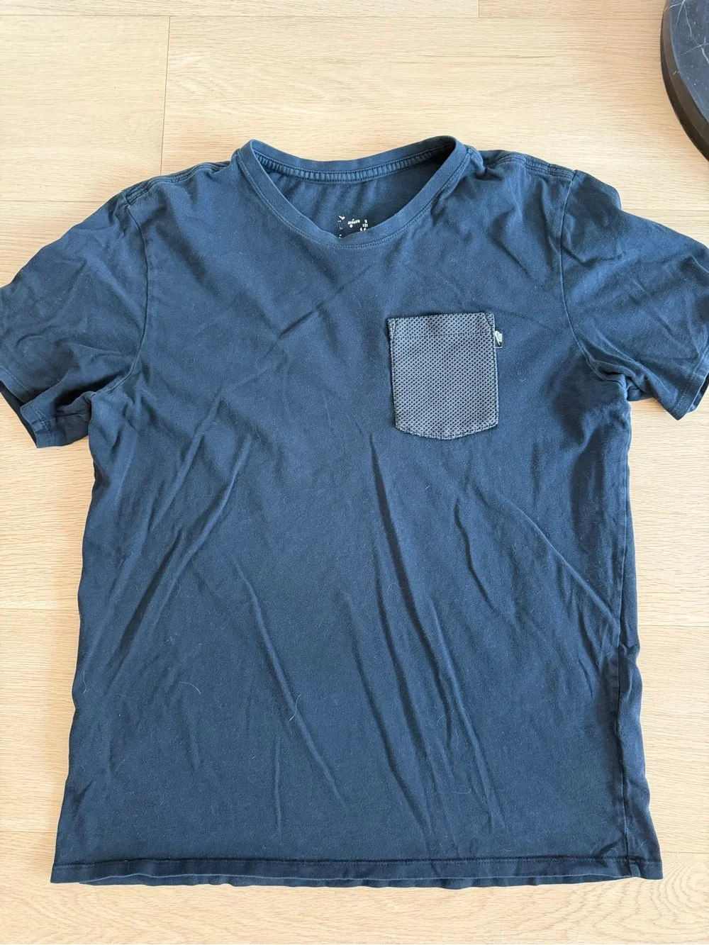 Nike Men's Dark Blue Short Sleeve Pocket Tee
